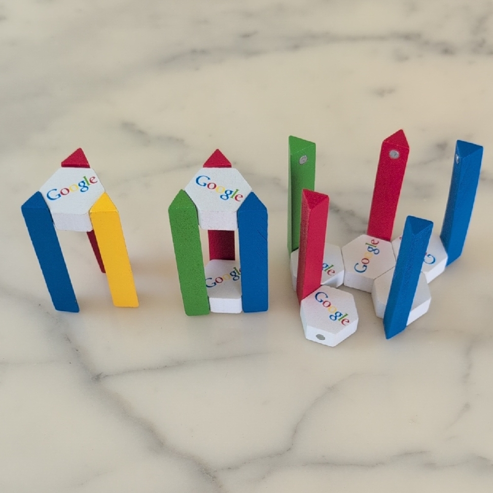 RARE FIND! NWOT. Collectible Google Color And Logo Magnetic Building Blocks Set.